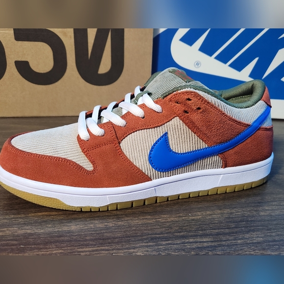 Nike SB Dunk Low 'Dusty Peach' Corduroy Size 10 - Picture 6 of 16